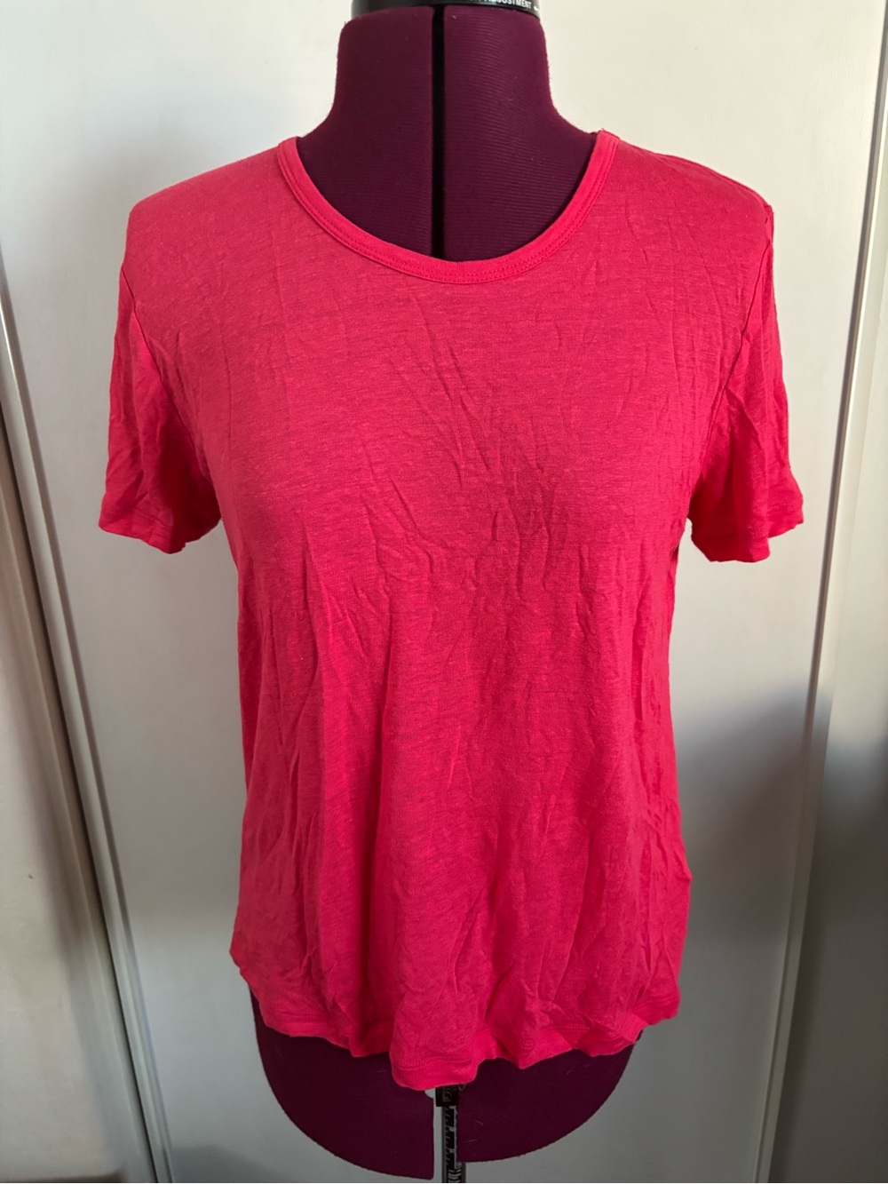 NWOT Young fabulous and broke Women’s Classic Crewneck Tee - Dark Pink, Size M